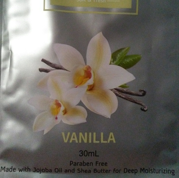 Vanilla Scent Softening Hand Mask Jojoba Oil Vitamin E Shea Butter Hyaluronic - Picture 3 of 4